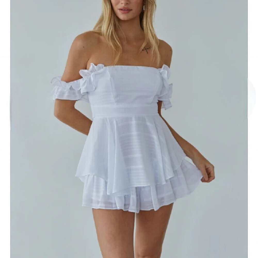 @Balance Lily Ruffle Romper in Fuschia - Picture 9 of 9